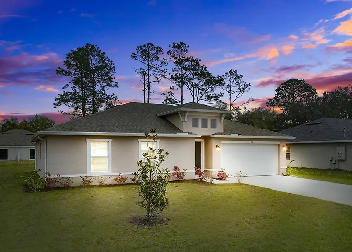 Coastal Vibes & Family Fun-Spacious 3Br, Kidz Zone, Desirable Neighborhood