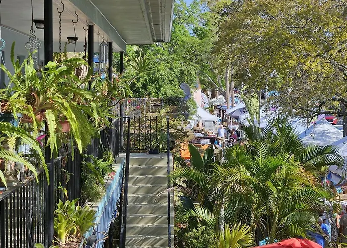 Beach Quarters #8