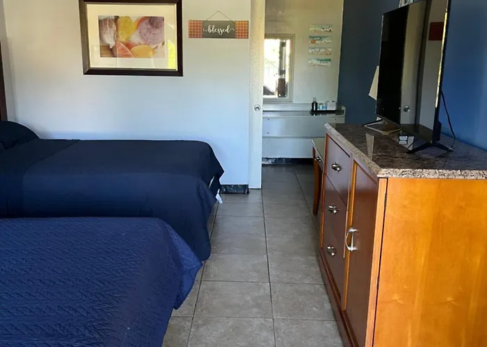 Budget Inn