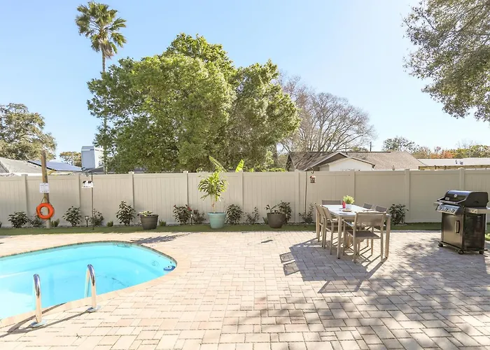 Snook Haven - Hot Tub, Pool, Minigolf, Dog Space