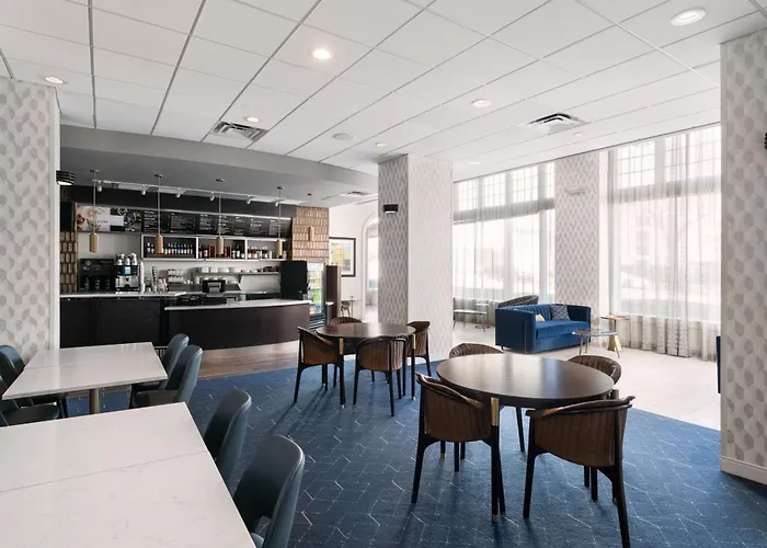 Courtyard By Marriott St. Petersburg Downtown