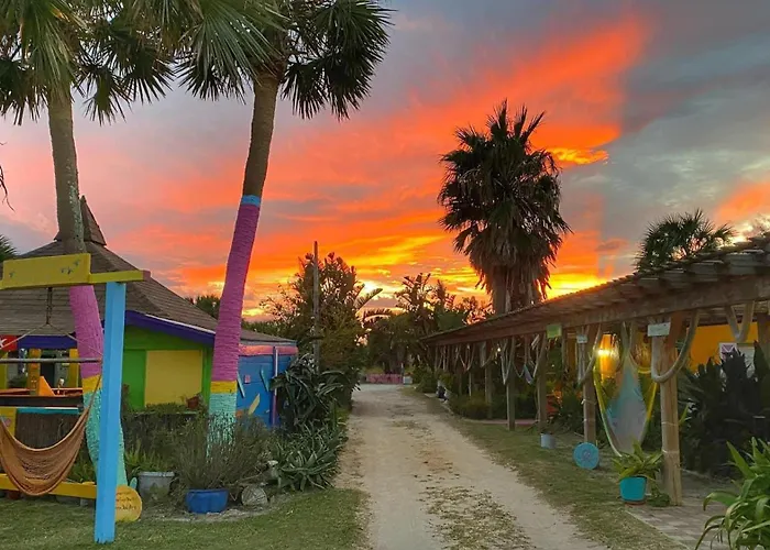 The Beach House At Si Como No Inn