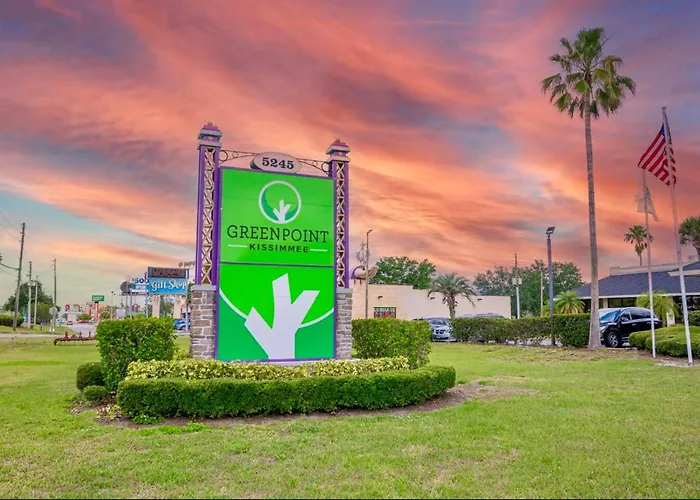 2 Beds With Pool, Parking, Wi-Fi & Smart Tv