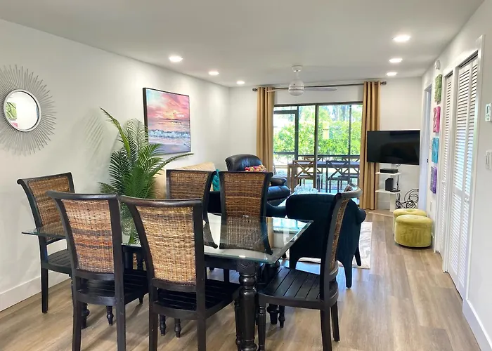 Minutes To Sanibel With Heated Pool, Tennis And Beach Gear
