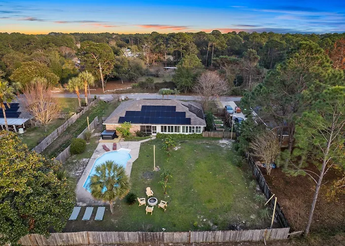 Gulf Breeze Beach House W Pool Huge Hot Tub And Sauna