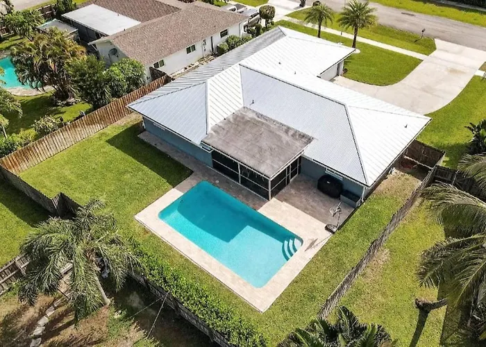5Br Wellington Equestrian Retreat