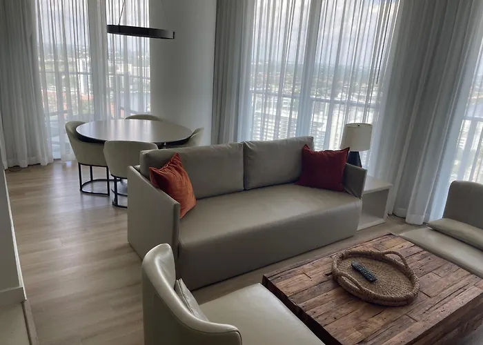 Luxury Apartment With Amazing Views By Rent4Us