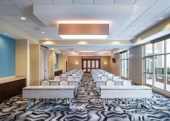 Springhill Suites By Marriott Orlando At Flamingo Crossings Town Center-Western Entrance