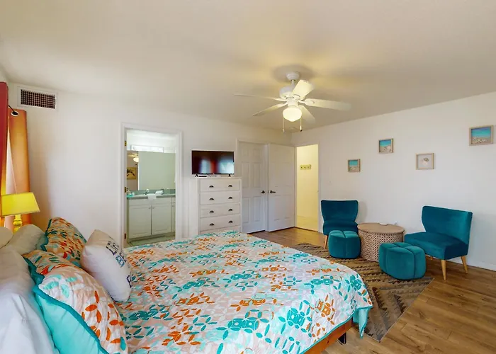 Captain'S Cove 304