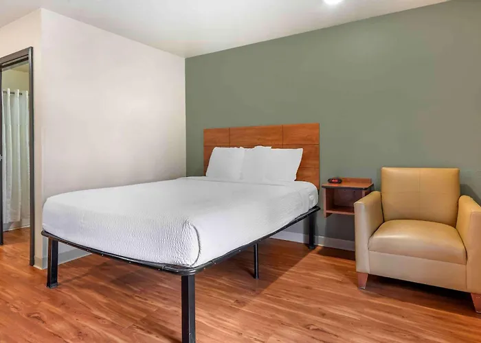 Extended Stay America Select Suites - Lake Worth