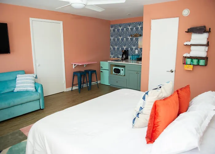 Sunburst Inn- Indian Shores Beach