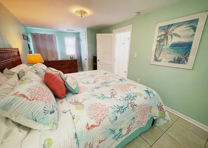 Cozy Canaveral Cottages