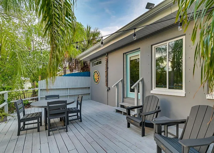 Pet-Friendly Waterfront Home - 2 Mi To Beach!
