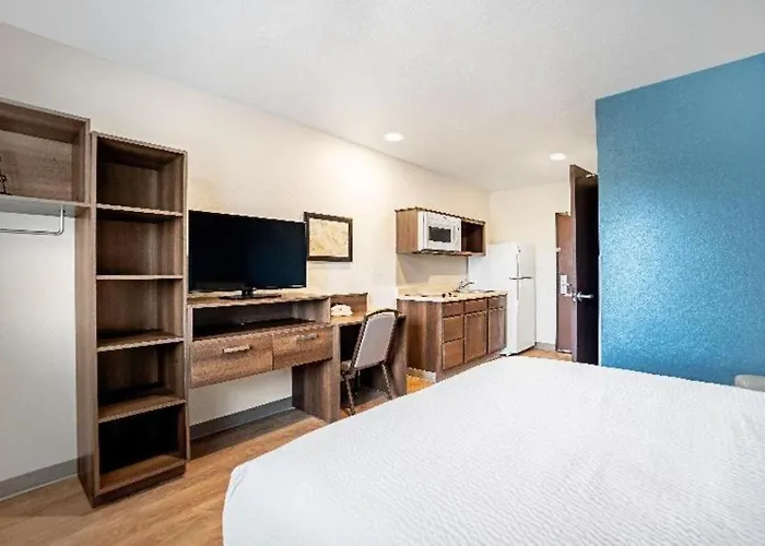 Woodspring Suites Miami Southwest