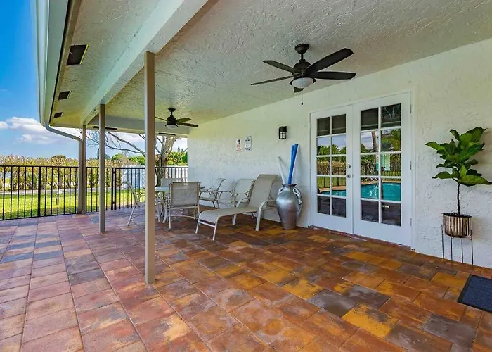 4/3.5 House With Pool- Boynton Beach, Fl.