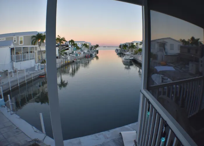 Pelican'S Roost, Waterfront Comfort At Venture Out