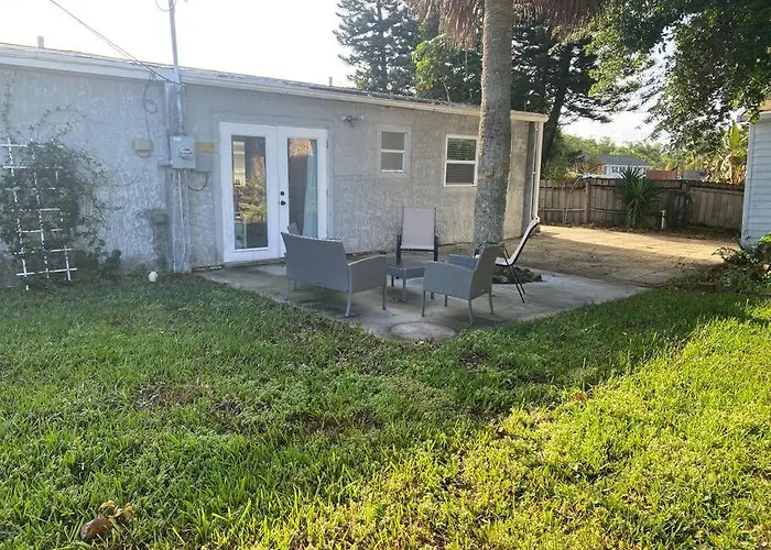 Rock Ridge I. Private And Close To Everything.