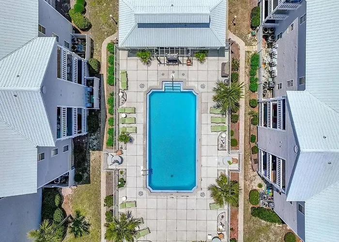 Emerald Coast Island Vibes!
