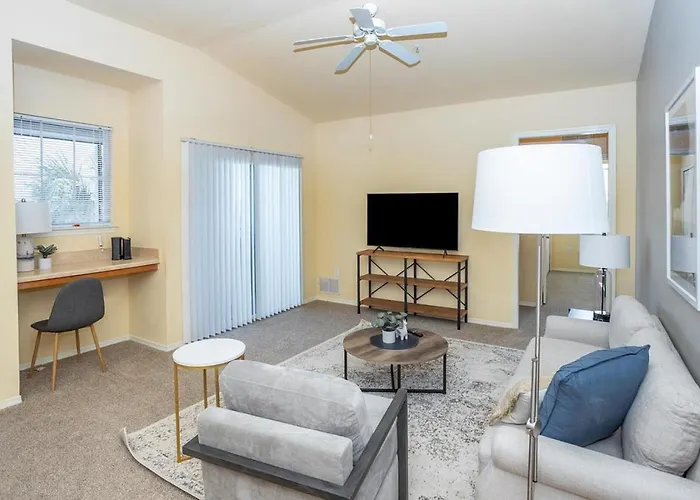 Landing Modern Apartment With Amazing Amenities