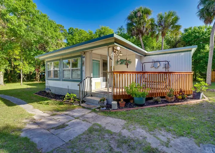 Cozy Fort Pierce Cottage On Farm Animal Rescue!