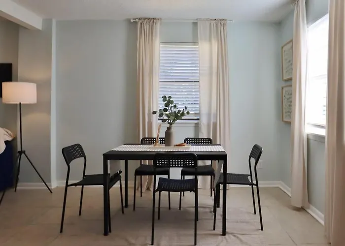 Cozy 1Br Beach Hideaway - One Block To Beach