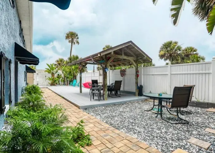 Summer Sands Lodge U1