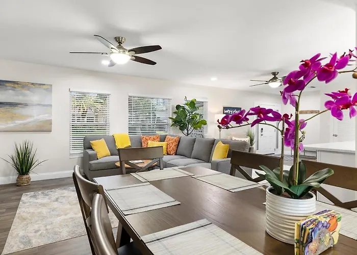 3 Mins To Beach Heated Pool Ping Pong Pool Table