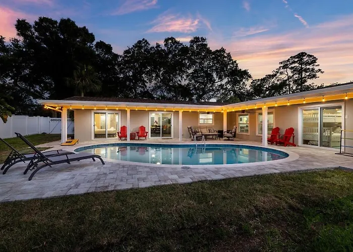 3 Mins To Beach Heated Pool Ping Pong Pool Table