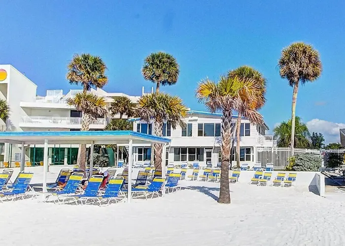 Beachfront Getaway In Siesta Key