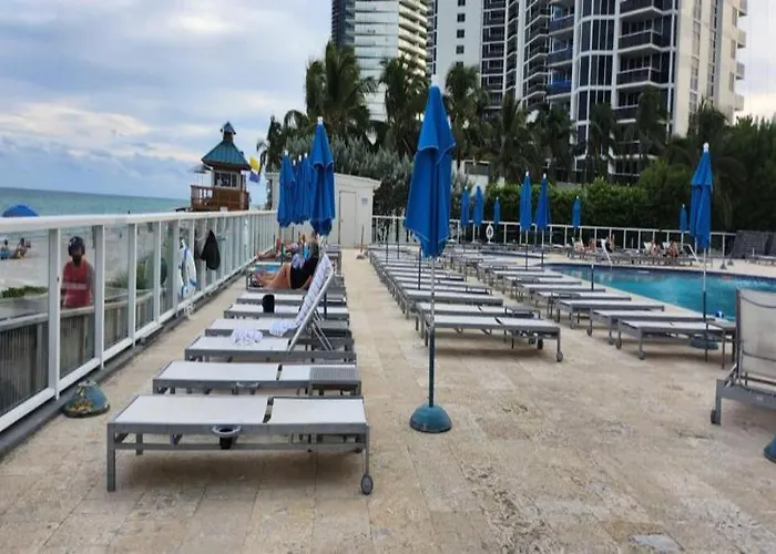 Departamento con salida al mar Miami