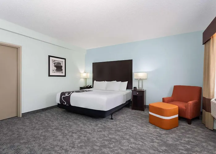 La Quinta By Wyndham Bonita Springs Naples North