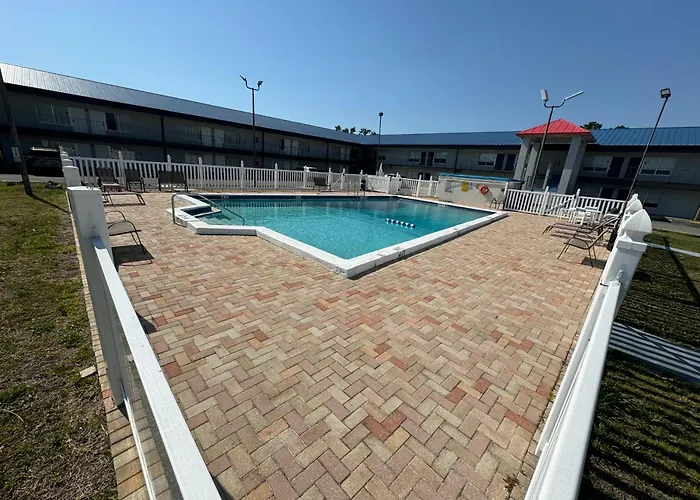 Motel 6 Englewood, Fl
