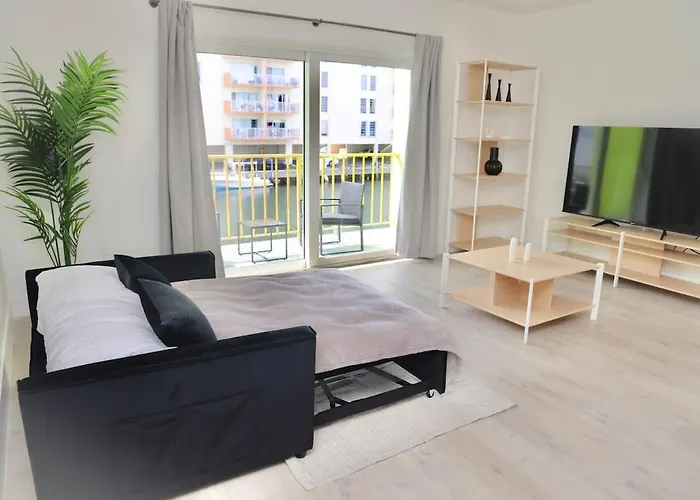 1Br With Kitchen Close To Sunny Isles Beach