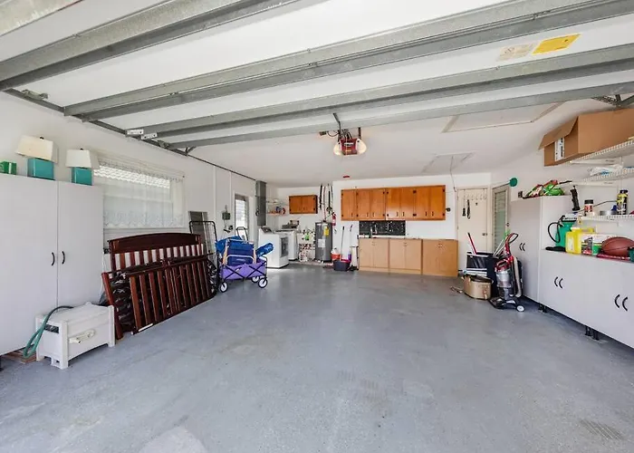 New Gem! Charming Vacation Home - Casa Y&V