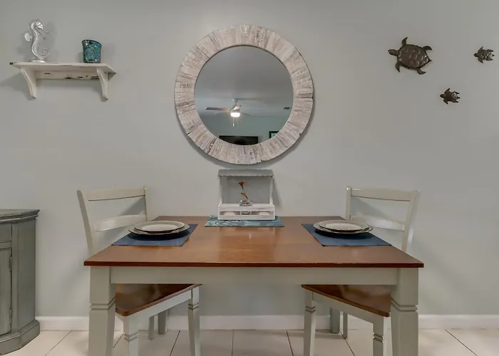 Tranquility Seahorse Suite - Oceanfront Paradise!