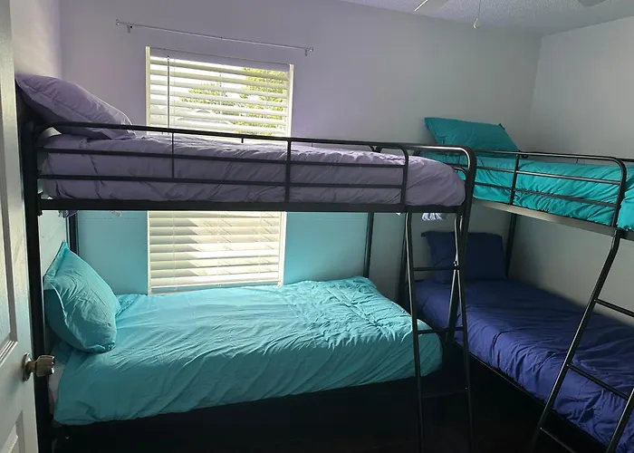 Adv. Coast: 4/2, Near Springs, Beach, Big Fenced Yard