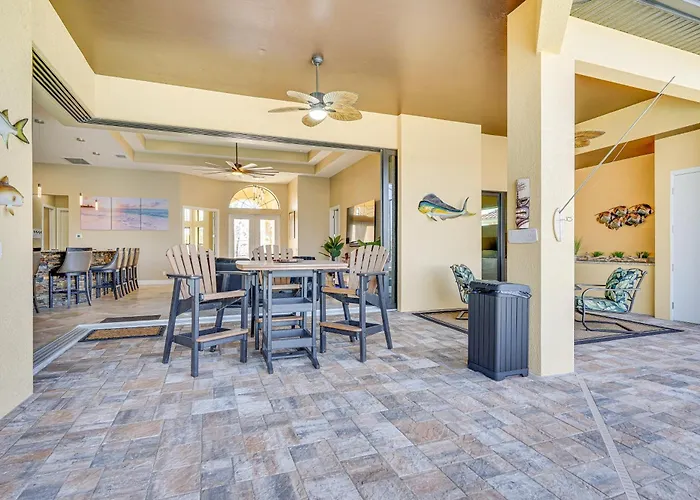 Lakefront Home W/ Private Dock In Cape Coral!