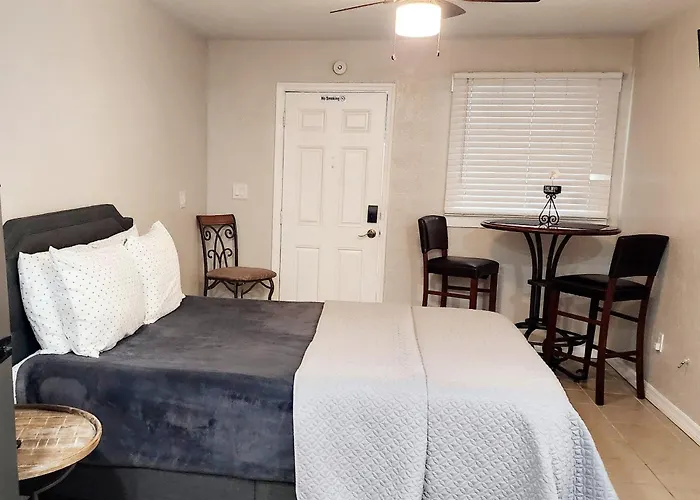 Cozy Studio!
