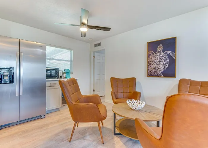 Pelican Beach Retreat! Family Home On Space Coast