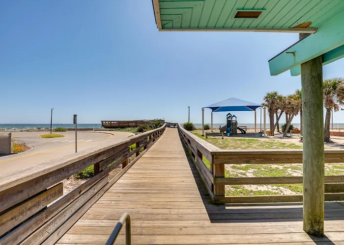 Walk To Pier: St Augustine Beach Condo W/ Balcony!
