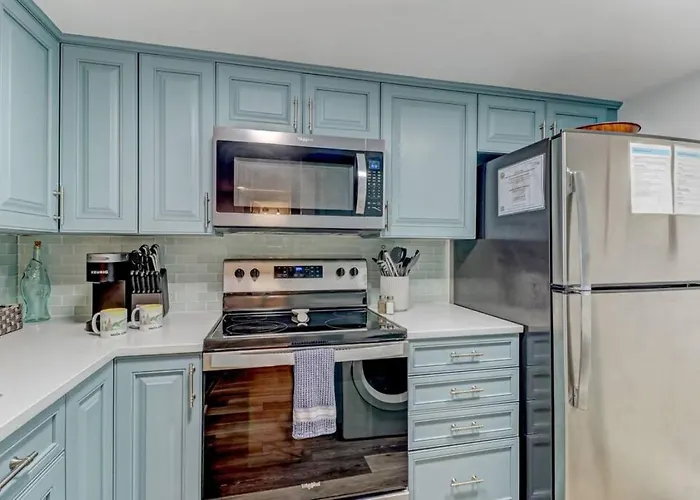 Amelia Surf And Racquet Club Condo - Oceanfront - Pools - Tennis Courts - Sleeps 4