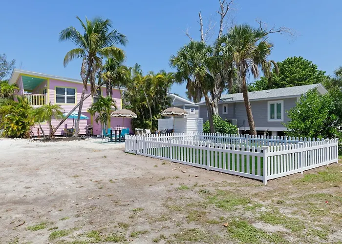 The Ibis Residence At Sandpiper Inn Bikes Beachgear