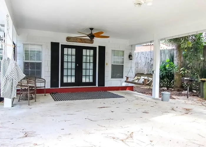 The Mini Moody - Luxurious Home Recently Renovated Close To Beach & Downtown