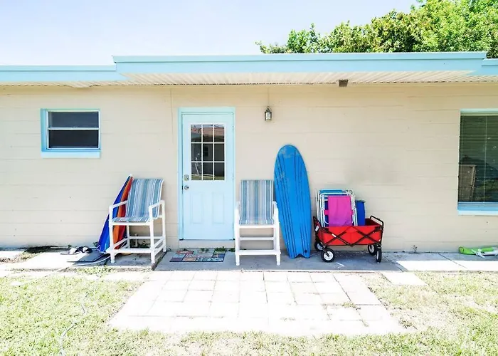 Hammock Hideaway Bikes & Hot Tub & Beach Toys