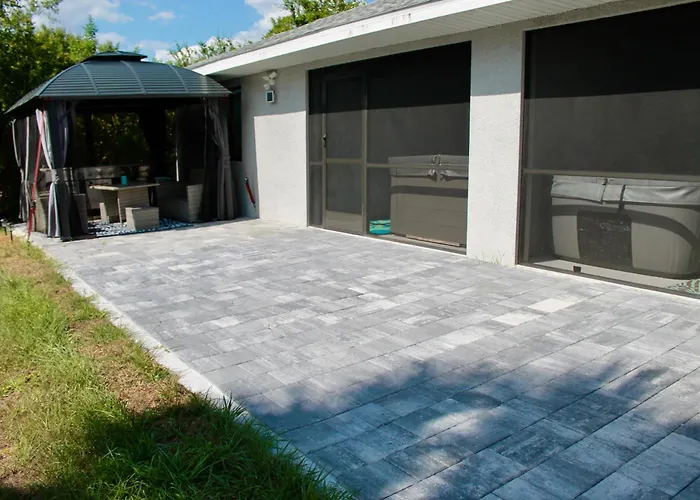 Everglades Breath 3Bed 2 Bath Villa