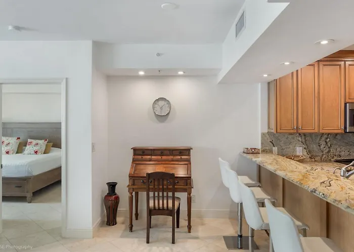 Prime Sunny Isles Stay With Pool And Free Parking
