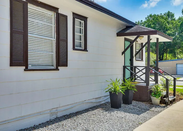 Walk To Historic Dtwn: Sanford Home W/ Gas Grill!