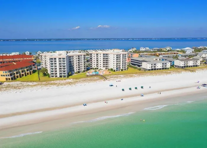Enjoy Sunsets At Fully Equipped 2Br Condo On Beach