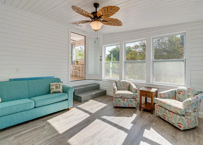Chic Port Charlotte Home ~ 9 Mi To Englewood Beach