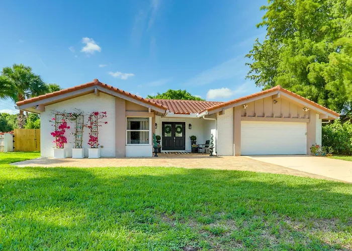 Pool Oasis & Fenced Yard: Central Wellington Home